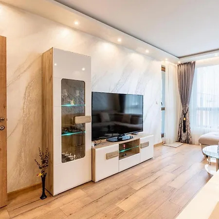 Apartment M1 Pool And View Burgas