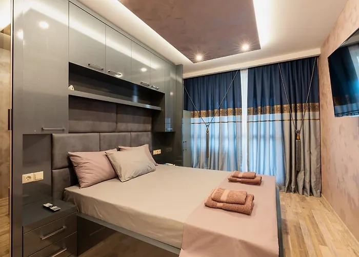 Apartament M1 Pool And View